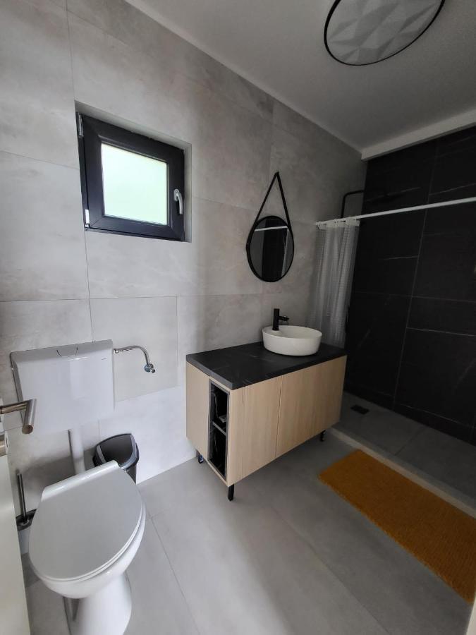 Отель Casa Mina Divici Экстерьер фото